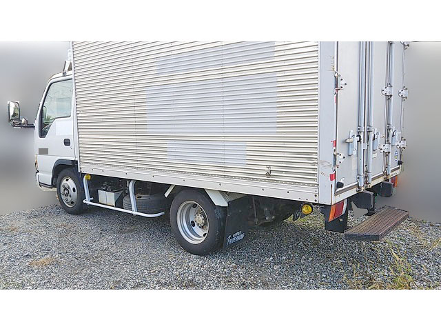 いすゞエルフアルミバン小型（2t・3t）[写真07]