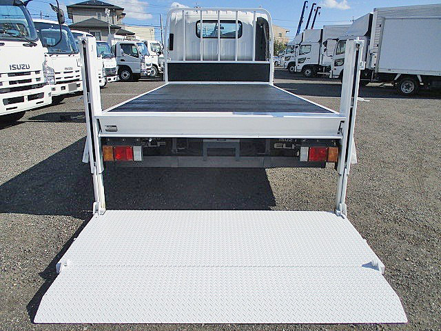 いすゞエルフ平ボディ小型（2t・3t）[写真12]