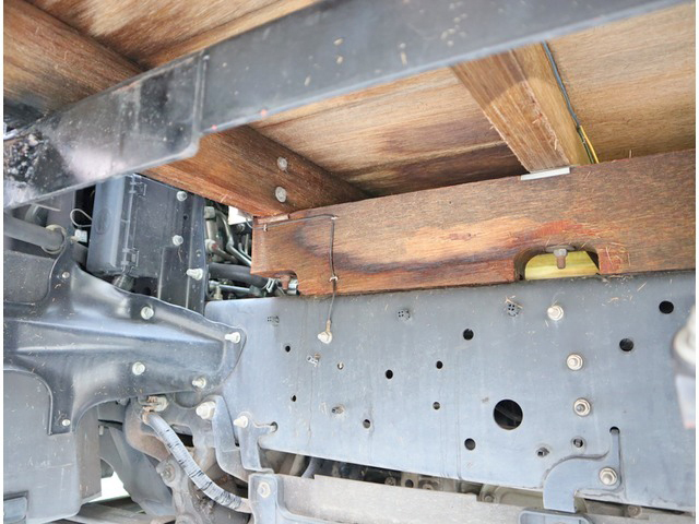 日野レンジャーアルミブロック中型（4t）[写真15]