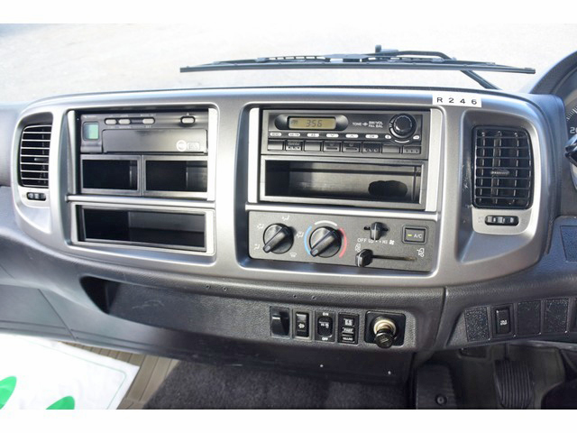 日野レンジャーアルミブロック中型（4t）[写真33]