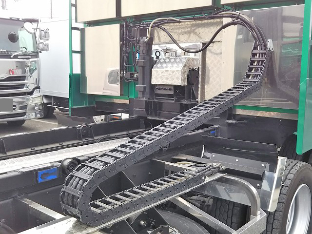 いすゞギガセルフローダー大型（10t）[写真21]