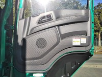 いすゞギガセルフローダー大型（10t）[写真29]