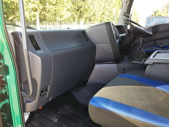 いすゞギガセルフローダー大型（10t）[写真34]