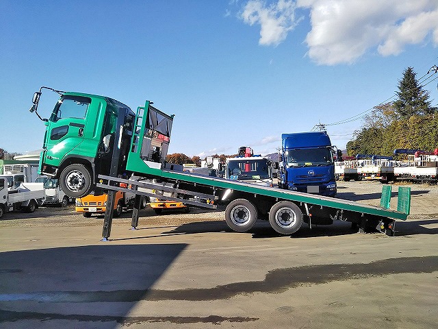 いすゞギガセルフローダー大型（10t）[写真06]