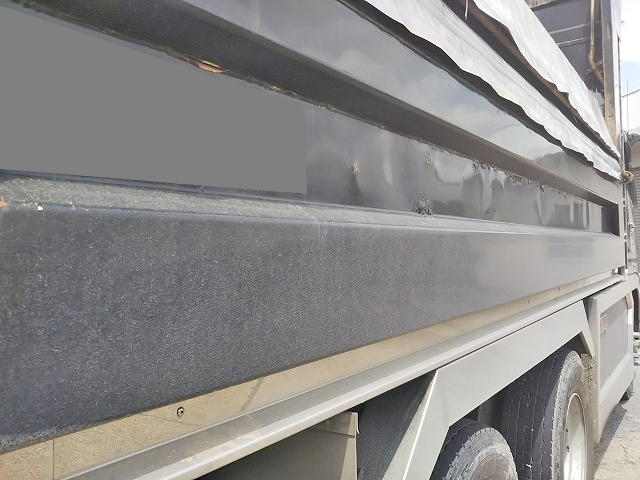 三菱ふそうスーパーグレートダンプ大型（10t）[写真14]