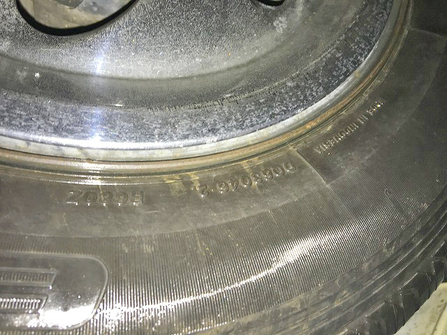 いすゞエルフ平ボディ小型（2t・3t）[写真11]