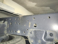 いすゞエルフ平ボディ小型（2t・3t）[写真09]