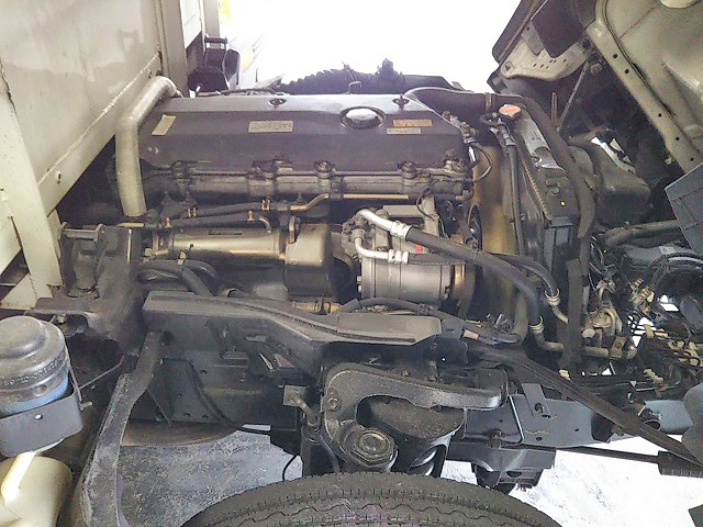 いすゞエルフ平ボディ小型（2t・3t）[写真16]