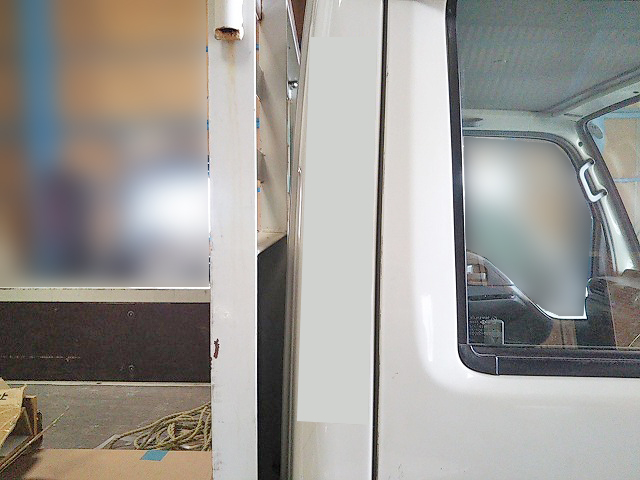 いすゞエルフ平ボディ小型（2t・3t）[写真05]