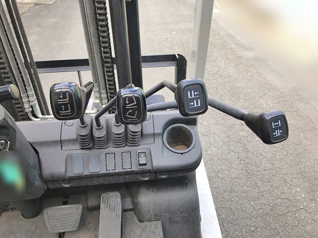 その他のメーカーフォークリフト[写真17]