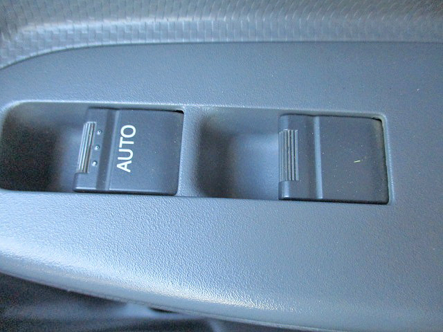 いすゞフォワードクレーン4段中型（4t）[写真26]