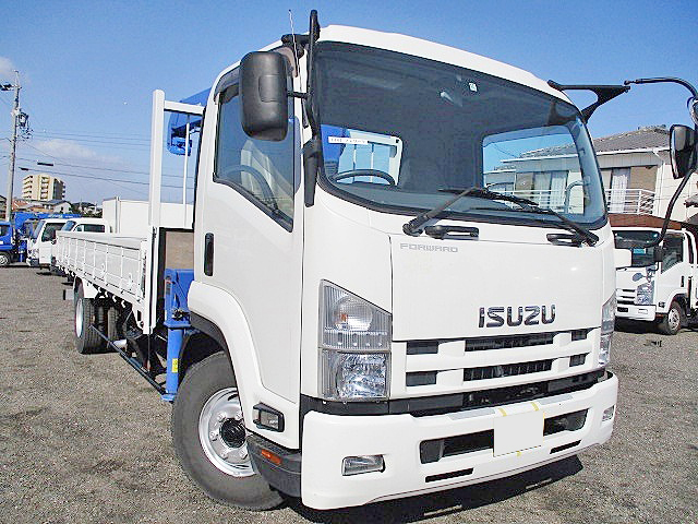 いすゞフォワードクレーン4段中型（4t）[写真03]