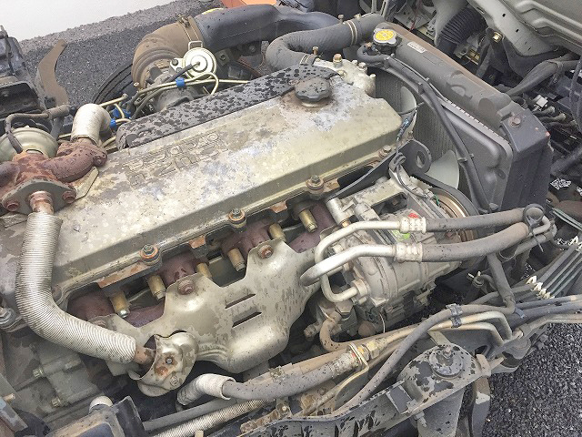 いすゞエルフ平ボディ小型（2t・3t）[写真11]