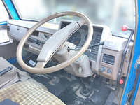 日産アトラスダンプ小型（2t・3t）[写真18]