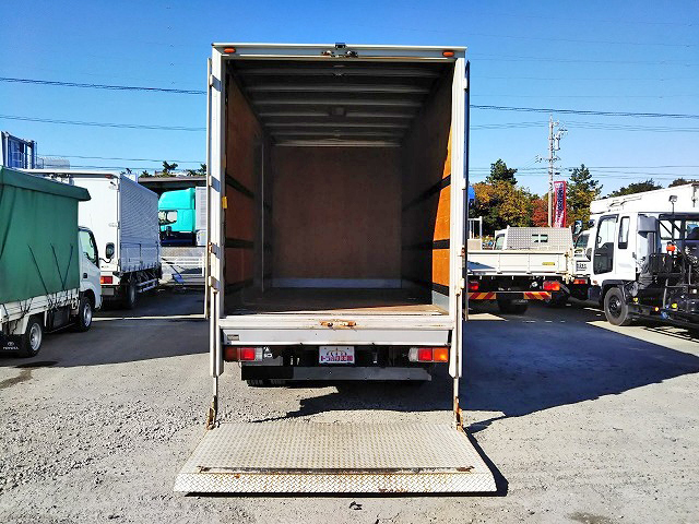 三菱ふそうキャンターアルミバン小型（2t・3t）[写真10]