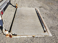 三菱ふそうキャンターアルミバン小型（2t・3t）[写真13]