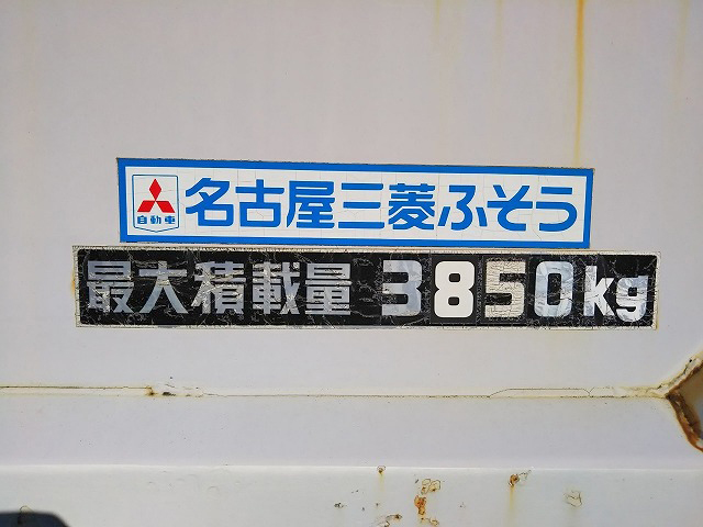 三菱ふそうキャンターアルミバン小型（2t・3t）[写真20]