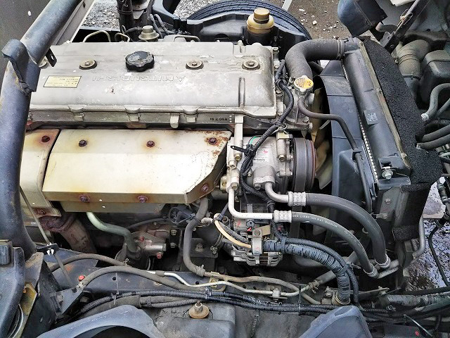 三菱ふそうキャンターアルミバン小型（2t・3t）[写真25]