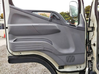 三菱ふそうキャンターアルミバン小型（2t・3t）[写真28]