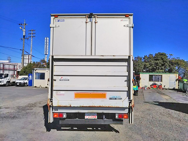 三菱ふそうキャンターアルミバン小型（2t・3t）[写真09]