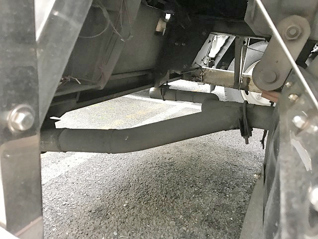 三菱ふそうキャンターアルミブロック小型（2t・3t）[写真17]