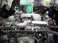 いすゞギガアルミウイング大型（10t）[写真24]