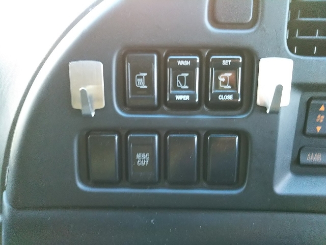 いすゞギガアルミウイング大型（10t）[写真34]