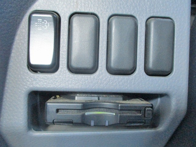 三菱ふそうキャンター平ボディ小型（2t・3t）[写真27]