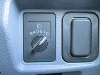 三菱ふそうキャンター平ボディ小型（2t・3t）[写真28]