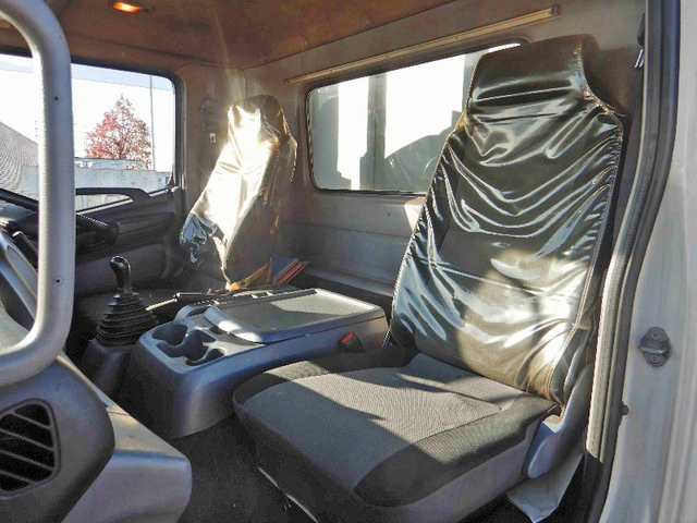 日野レンジャーパネルウイング中型（4t）[写真17]