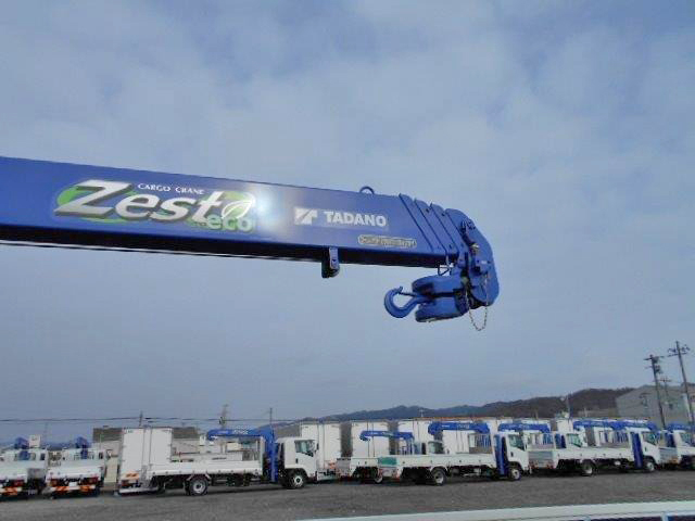 いすゞフォワードセルフクレーン4段中型（4t）[写真12]