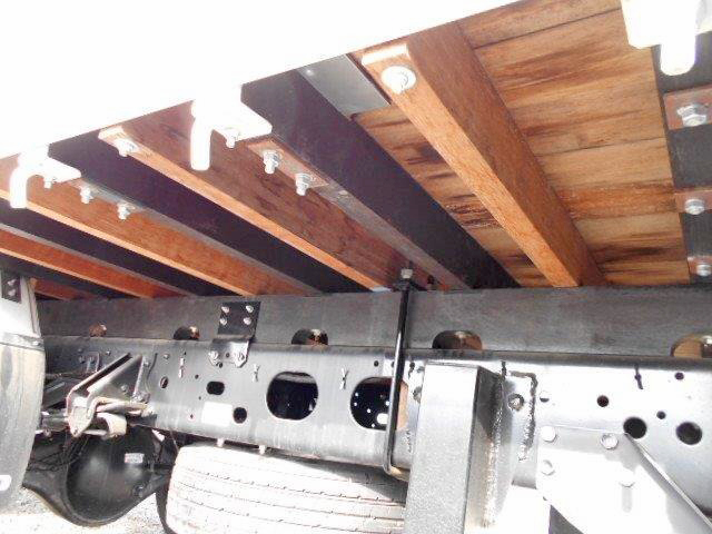 いすゞフォワードセルフクレーン4段中型（4t）[写真17]