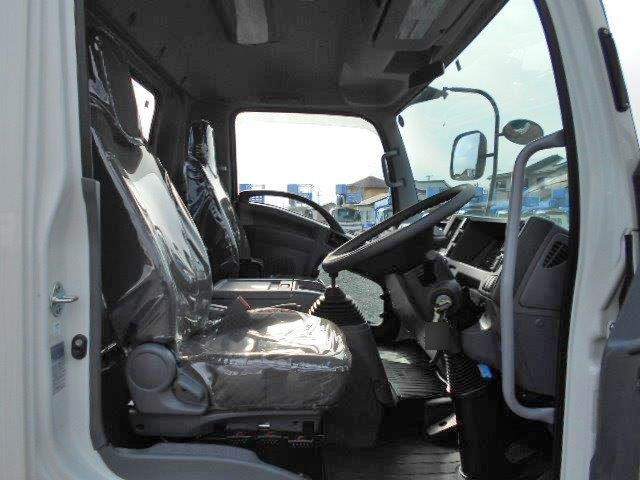 いすゞフォワードセルフクレーン4段中型（4t）[写真26]