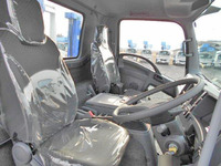 いすゞフォワードセルフクレーン4段中型（4t）[写真27]