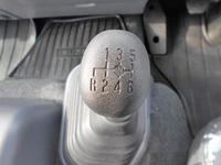 いすゞフォワードセルフクレーン4段中型（4t）[写真30]