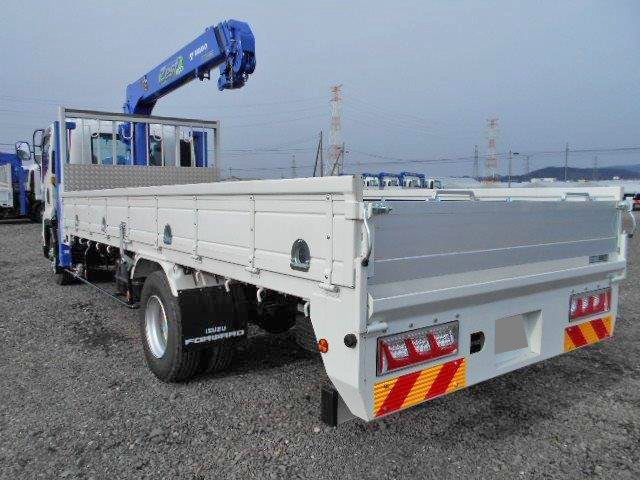 いすゞフォワードセルフクレーン4段中型（4t）[写真04]