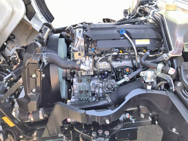 三菱ふそうキャンター平ボディ小型（2t・3t）[写真18]