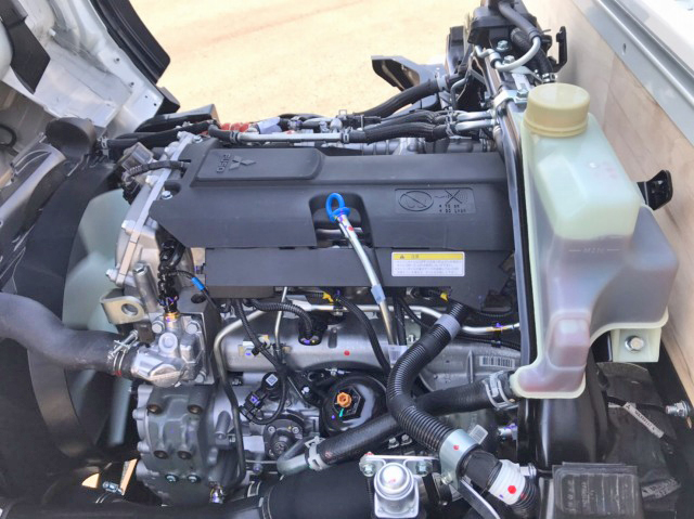 三菱ふそうキャンター平ボディ小型（2t・3t）[写真19]