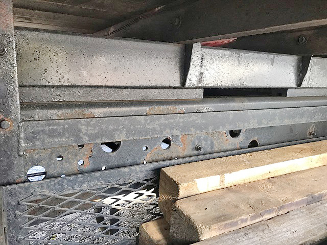 日野レンジャーユニック5段中型（4t）[写真13]