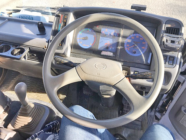 日野レンジャーユニック5段中型（4t）[写真16]