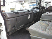 いすゞフォワード深ダンプ（土砂禁ダンプ）中型（4t）[写真33]