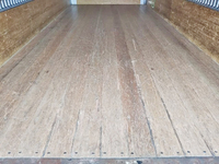 三菱ふそうキャンターアルミバン小型（2t・3t）[写真16]