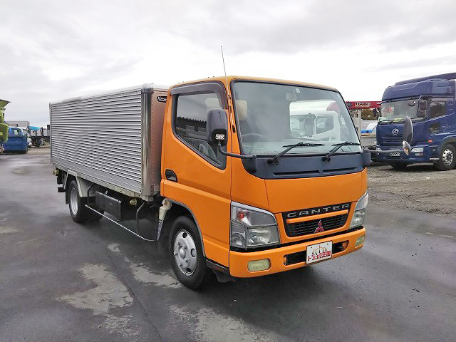 三菱ふそうキャンターアルミバン小型（2t・3t）[写真03]