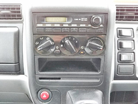 三菱ふそうキャンターアルミバン小型（2t・3t）[写真38]