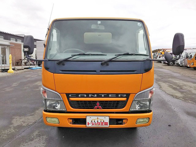 三菱ふそうキャンターアルミバン小型（2t・3t）[写真07]