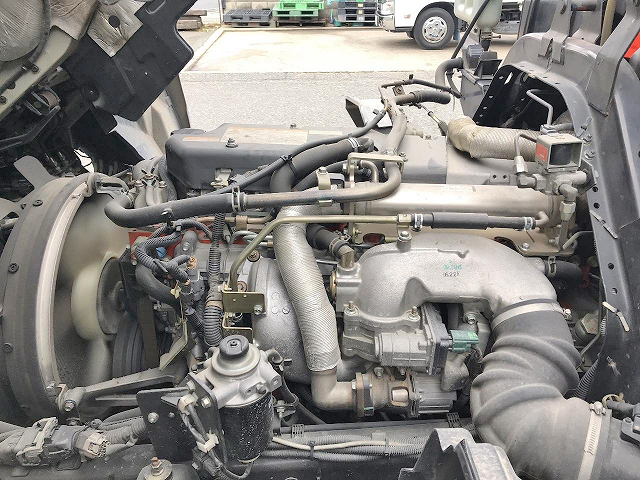 いすゞフォワードパッカー車（塵芥車）中型（4t）[写真24]