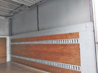 いすゞエルフアルミバン小型（2t・3t）[写真16]