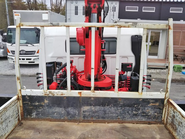 三菱ふそうキャンタークレーン6段小型（2t・3t）[写真11]