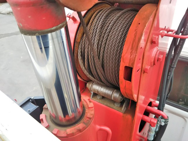 三菱ふそうキャンタークレーン6段小型（2t・3t）[写真18]