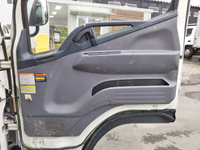 三菱ふそうキャンタークレーン6段小型（2t・3t）[写真34]